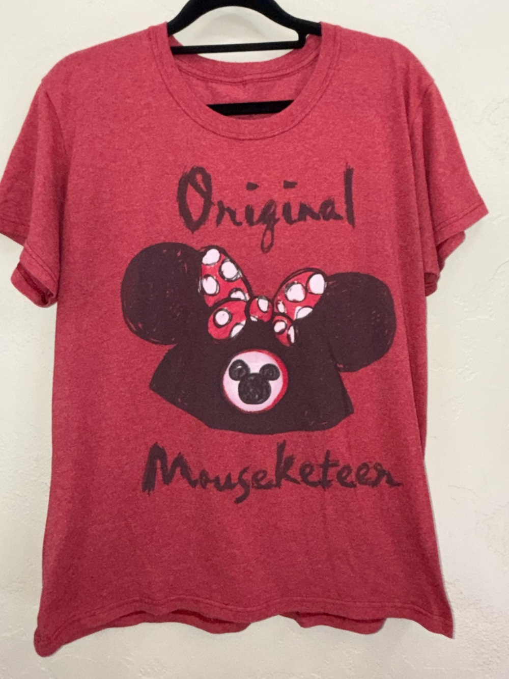 Women’s Red 'Original Mouseketeer' Graphic Tee. Disney Minnie Mouse Ears. XL